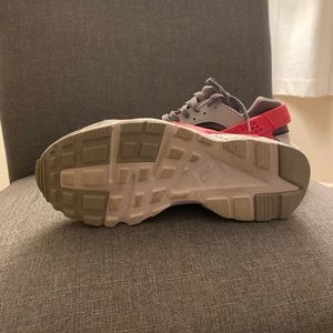 Nike Shoes - Nike Hurraches Nike Shoes - Nike Hurraches